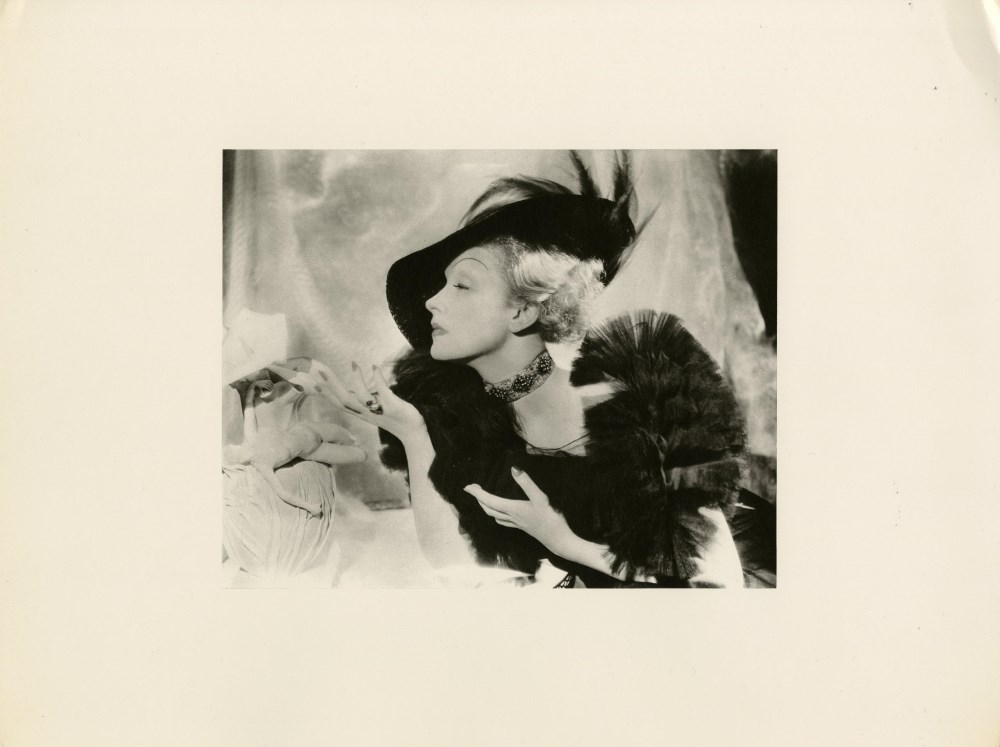 Lot #1865: CECIL BEATON - Marlene Dietrich [1935] - Original photogravure