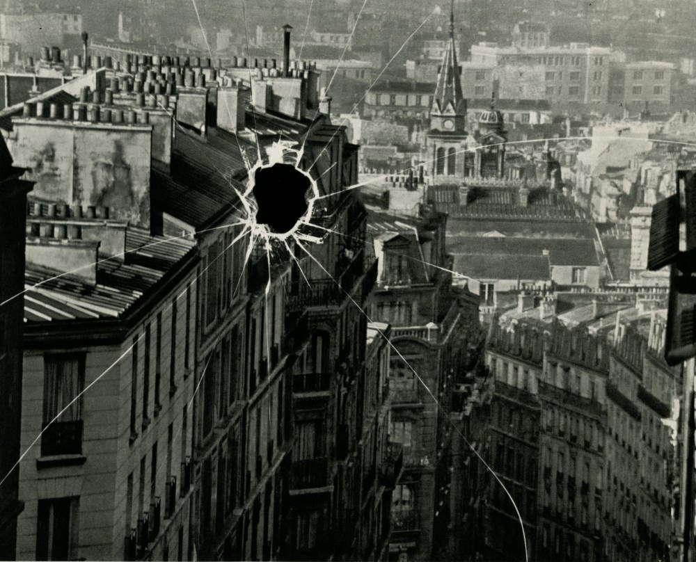 Lot #1813: ANDRE KERTESZ - Broken Plate - Original photogravure