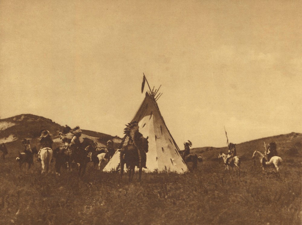 Lot #2089: EDWARD S. CURTIS - Sioux Camp - Original photogravure